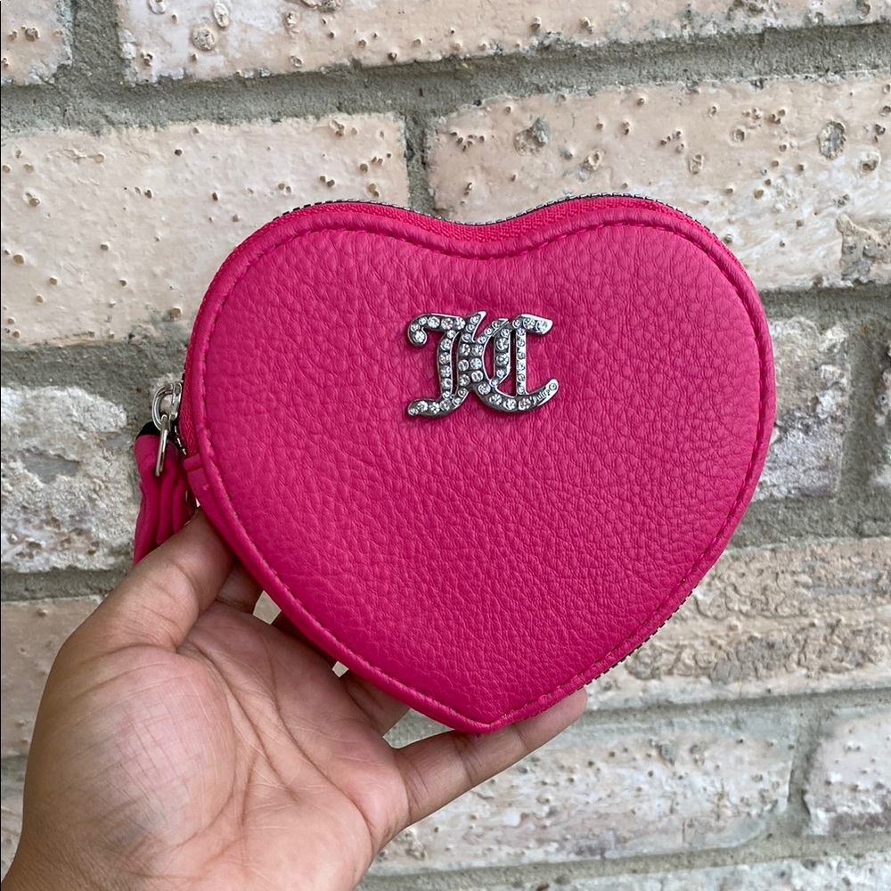Pink Heart-Shaped Key Holder with Textured Finish